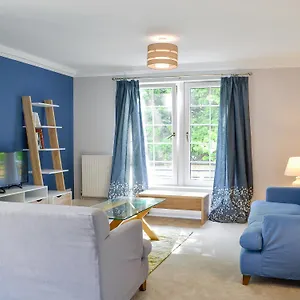  Holiday home Powderhall Brae